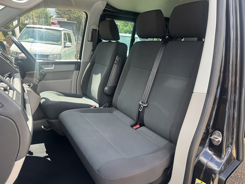 Volkswagen T6 T32 150 Highline 2.0 5dr Combi Van Manual Diesel