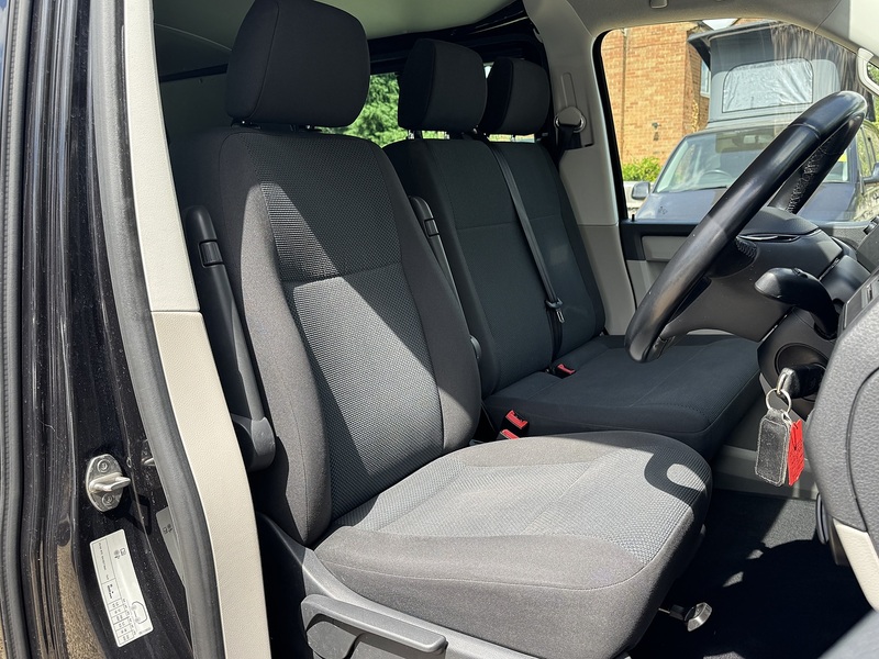 Volkswagen T6 T32 150 Highline 2.0 5dr Combi Van Manual Diesel