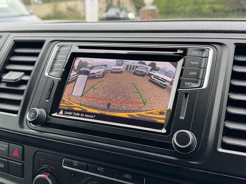 Volkswagen T6 T32 204 BiTdi DSG SWB 2.0 5dr Camper Automatic Diesel