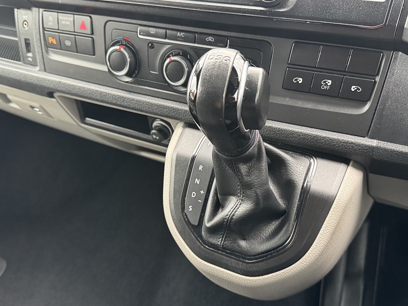 Volkswagen T6 T32 204 BiTdi DSG SWB 2.0 5dr Camper Automatic Diesel