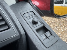 2.0 BiTDI T30 BlueMotion Tech Highline Kombi Double Cab 5dr Diesel DSG FWD SWB Euro 6 (s/s) (204 ps)