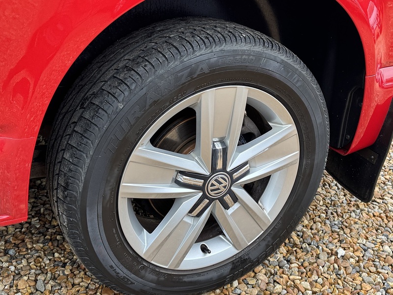 Volkswagen 2.0 BiTDI T30 BlueMotion Tech Highline Kombi Double Cab 5dr Diesel DSG FWD SWB Euro 6 (s/s) (204 ps)