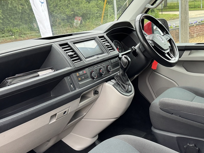 Volkswagen 2.0 BiTDI T30 BlueMotion Tech Highline Kombi Double Cab 5dr Diesel DSG FWD SWB Euro 6 (s/s) (204 ps)