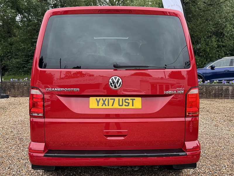 Volkswagen 2.0 BiTDI T30 BlueMotion Tech Highline Kombi Double Cab 5dr Diesel DSG FWD SWB Euro 6 (s/s) (204 ps)