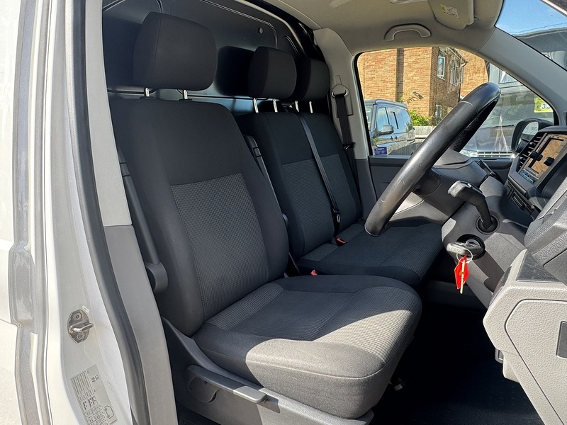 Volkswagen T6.1 T32 110 LWB Startline 2.0 5dr Panel Van Manual Diesel