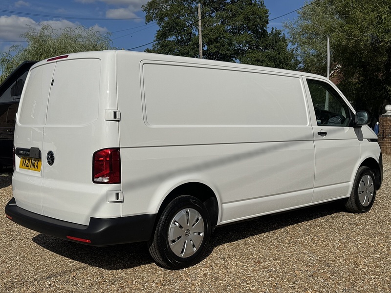 Volkswagen T6.1 T32 110 LWB Startline 2.0 5dr Panel Van Manual Diesel