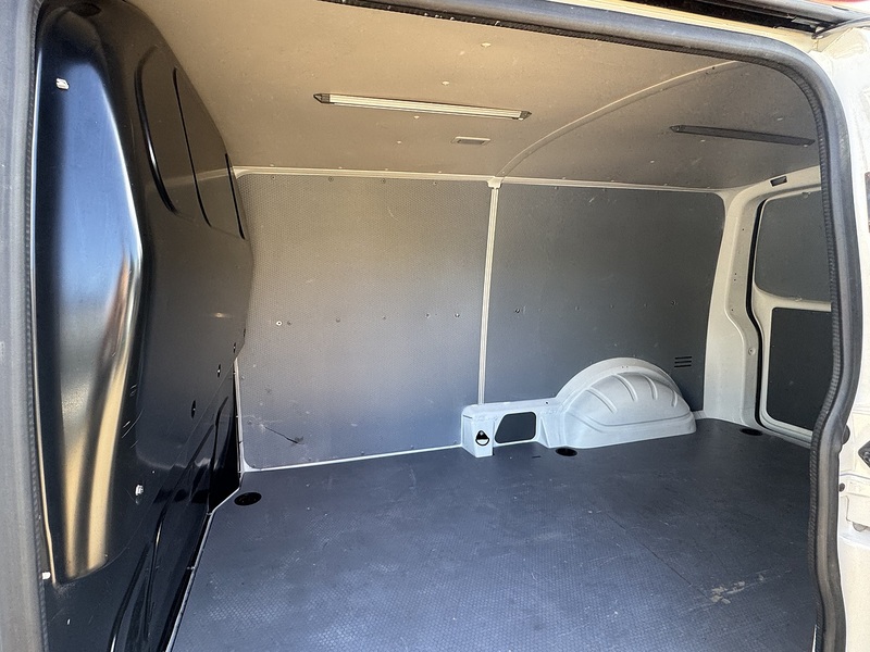 Volkswagen T6.1 T32 110 LWB Startline 2.0 5dr Panel Van Manual Diesel