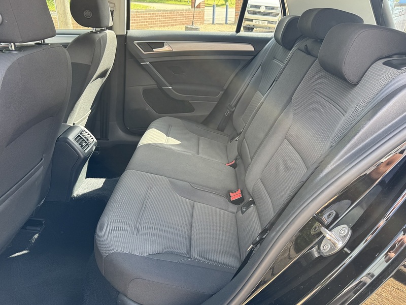 Volkswagen Match Tdi Bluemotion Technology Dsg Hatchback 1.6 Semi Auto Diesel
