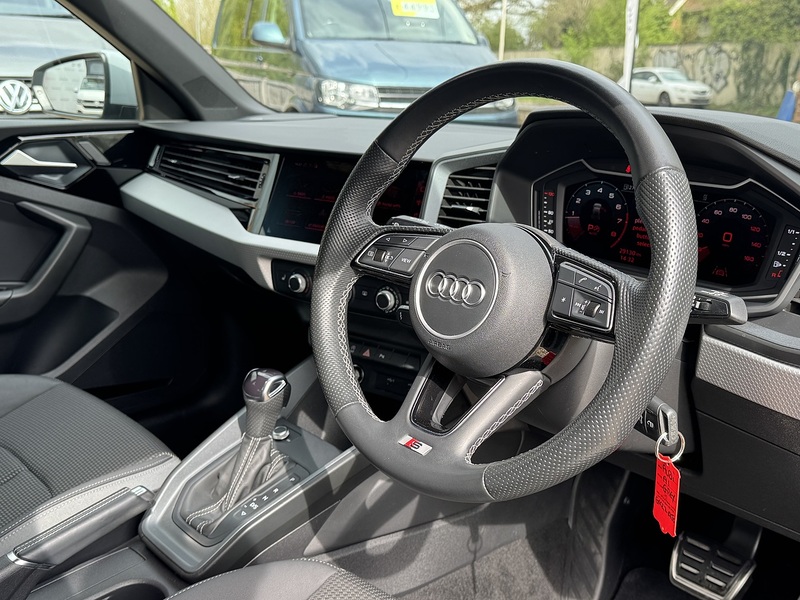 Audi 1.5 TFSI 35 S line Sportback 5dr Petrol S Tronic Euro 6 (s/s) (150 ps)