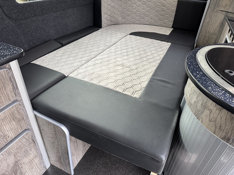 Volkswagen T6.1 T28 150 DSG LWB Highline 2.0 5dr Camper Automatic Diesel