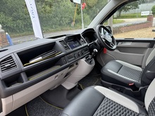 T6 T32 150 SWB Camper 2.0 Manual Diesel