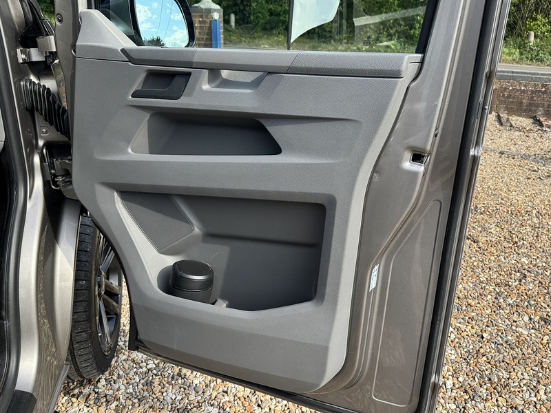 Volkswagen T6.1 T30 150 DSG SWB 2.0 5dr Camper Automatic Diesel