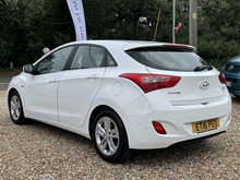 1.6 CRDi Blue Drive SE Hatchback 5dr Diesel DCT Euro 6 (s/s) (110 ps)