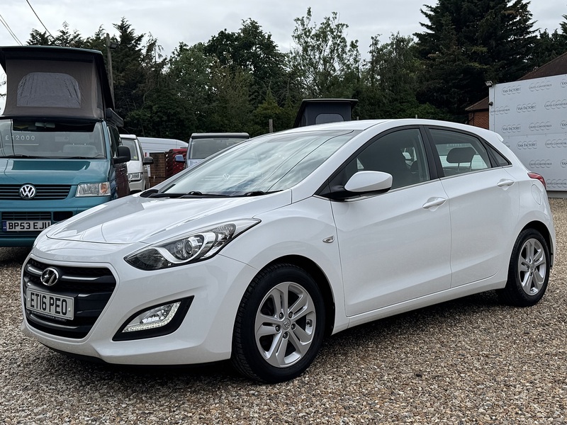 Hyundai 1.6 CRDi Blue Drive SE Hatchback 5dr Diesel DCT Euro 6 (s/s) (110 ps)