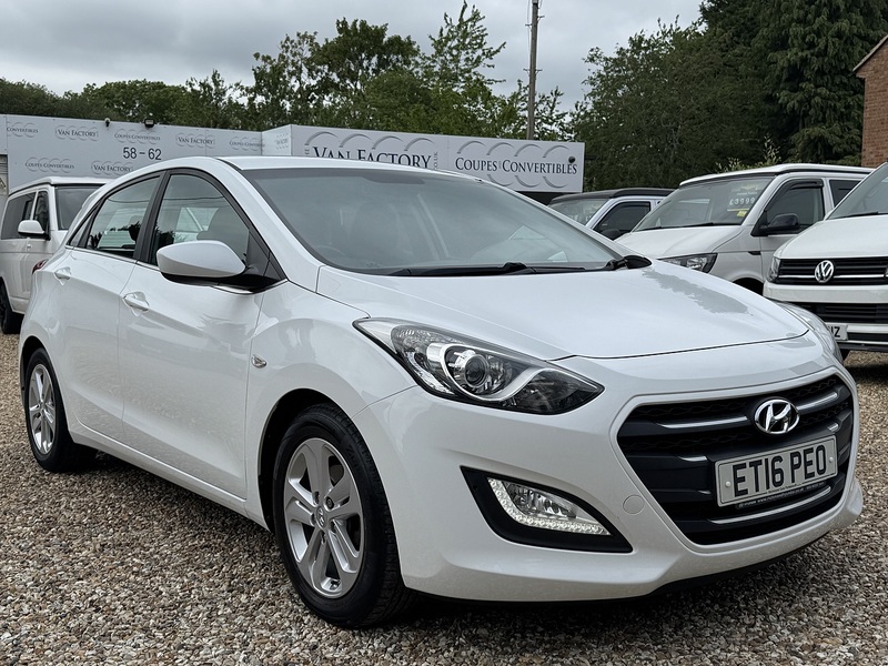 Hyundai 1.6 CRDi Blue Drive SE Hatchback 5dr Diesel DCT Euro 6 (s/s) (110 ps)