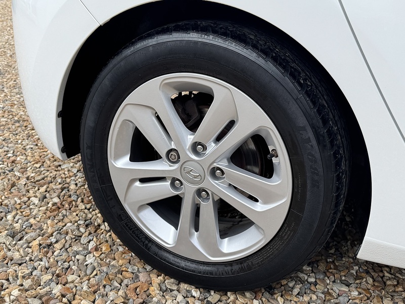 Hyundai 1.6 CRDi Blue Drive SE Hatchback 5dr Diesel DCT Euro 6 (s/s) (110 ps)