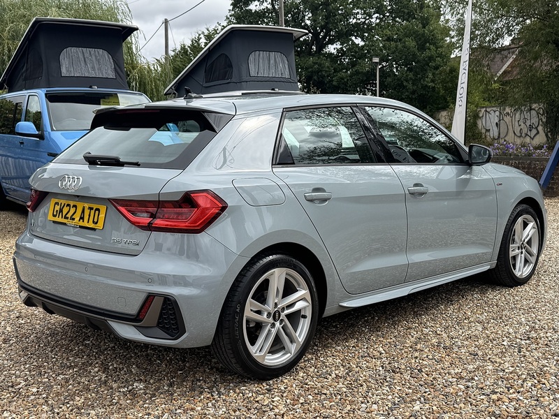 Audi 1.5 TFSI 35 S line Sportback 5dr Petrol S Tronic Euro 6 (s/s) (150 ps)