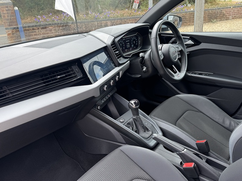 Audi 1.5 TFSI 35 S line Sportback 5dr Petrol S Tronic Euro 6 (s/s) (150 ps)