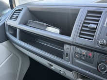 T6 T32 150 DSG LWB Highline 2.0 4dr Window Van Automatic Diesel