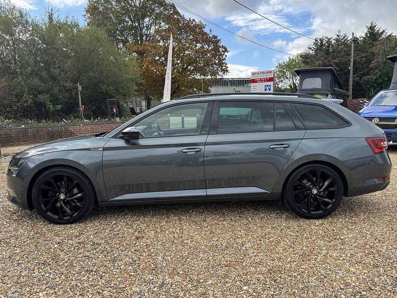 Skoda 2.0 TDI SportLine Plus Estate 5dr Diesel DSG Euro 6 (s/s) (190 ps)