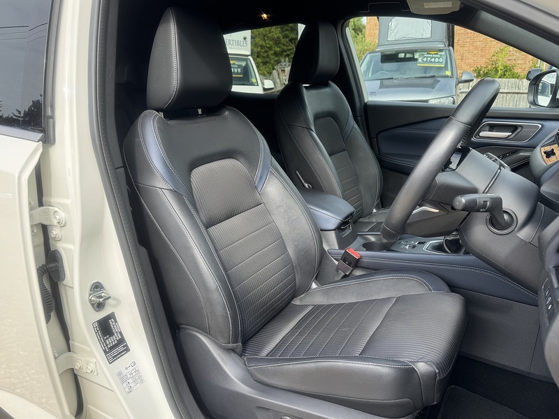 Nissan 1.3 DIG-T MHEV Tekna SUV 5dr Petrol Hybrid Manual Euro 6 (s/s) (140 ps)