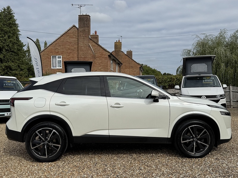 Nissan 1.3 DIG-T MHEV Tekna SUV 5dr Petrol Hybrid Manual Euro 6 (s/s) (140 ps)