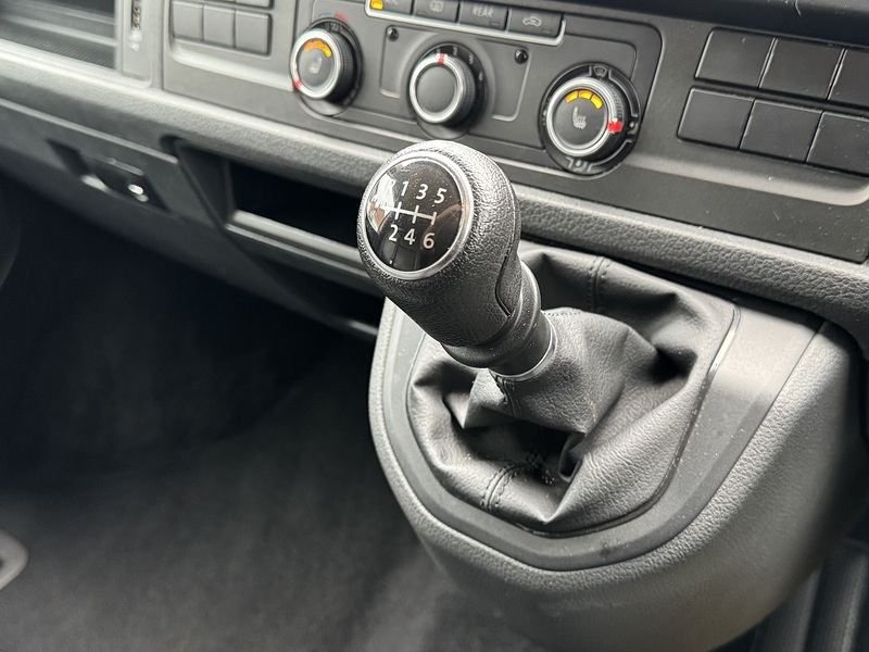 Volkswagen T6 T32 150 LWB 2.0 5dr Minibus Manual Diesel