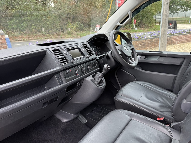 Volkswagen T6 T32 150 LWB 2.0 5dr Minibus Manual Diesel