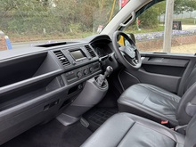 T6 T32 150 LWB 2.0 5dr Minibus Manual Diesel