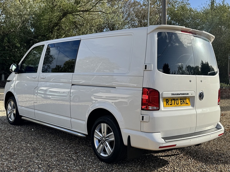 Volkswagen T6.1 T32 150 LWB Highline 2.0 5dr Combi Van Manual Diesel