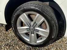 T6.1 T32 150 LWB Highline 2.0 5dr Combi Van Manual Diesel