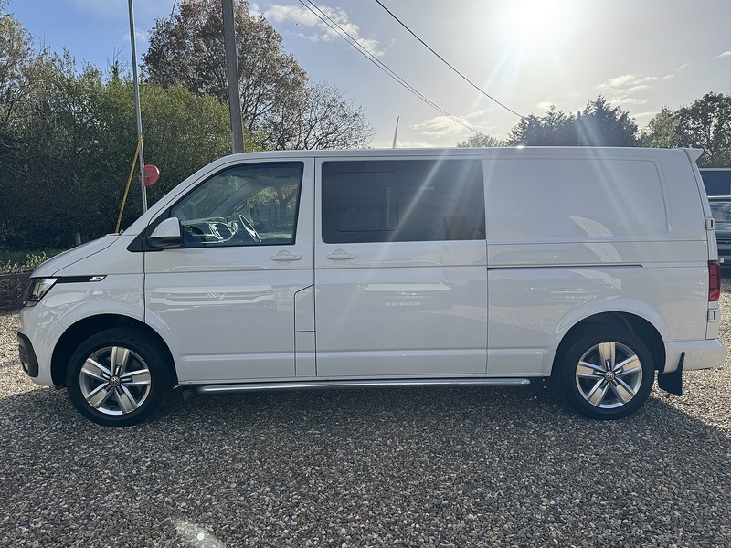 Volkswagen T6.1 T32 150 LWB Highline 2.0 5dr Combi Van Manual Diesel