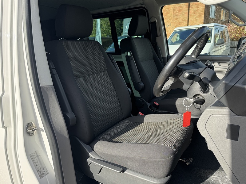 Volkswagen T6.1 T32 150 LWB Highline 2.0 5dr Combi Van Manual Diesel