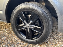2.0 TDI T30 BlueMotion Tech Edition Kombi Double Cab 5dr Diesel DSG FWD SWB Euro 6 (s/s) (150 ps)