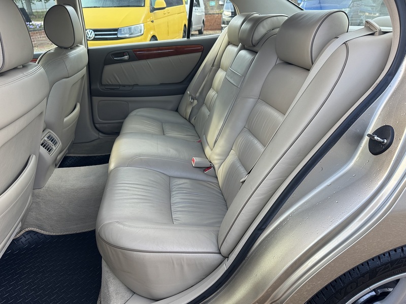Lexus 3.0 300 SE Saloon 4dr Petrol Auto (281 g/km, 218 bhp)