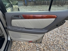 3.0 300 SE Saloon 4dr Petrol Auto (281 g/km, 218 bhp)