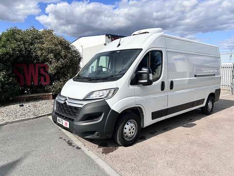 BlueHDi 35 X 2.2 5dr HPI: Clear Manual Diesel