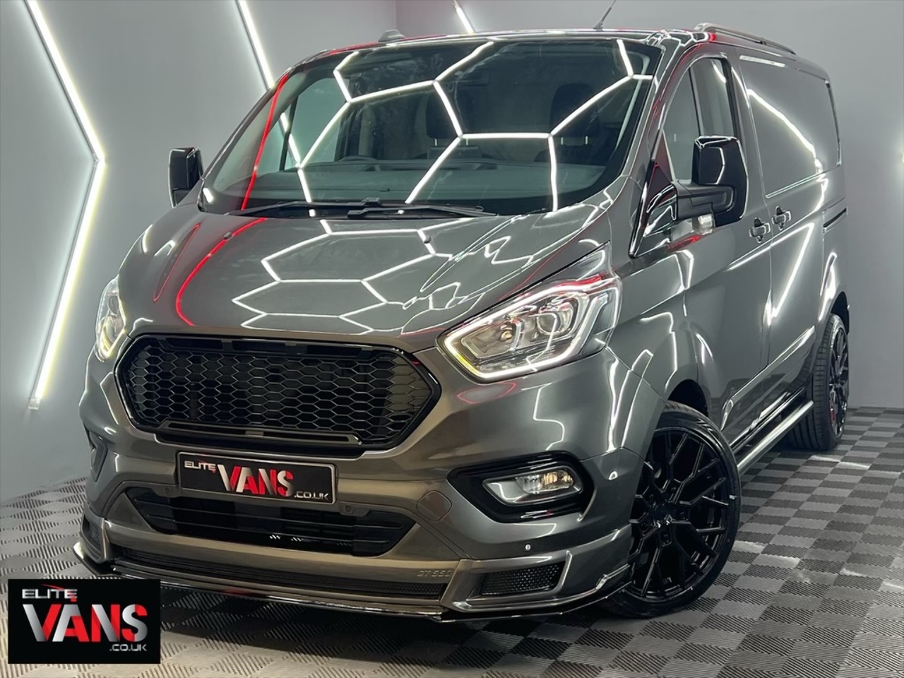 Ford Transit Custom Van L1 320 Limited Elite Edition SWB 170 - U10935