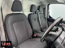 Ford Transit Custom Van L1 300 Limited Elite Edition SWB 136 