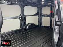 Ford Transit Custom Van L1 300 Limited Elite Edition SWB 136 