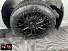 Ford Transit Custom Van L1 300 Limited Elite Edition SWB 136 