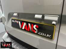 Ford Transit Custom Van L1 320 Trail Elite Edition SWB 136 