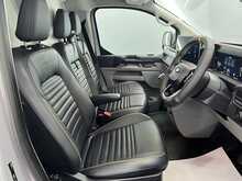 Ford Transit Custom Van L1 320 Trail Elite Edition SWB 136 
