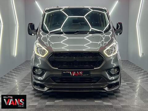 Ford Tourneo Custom Minibus L2, 2023 23 Ford Transit Tourneo Minibus 2.0 TDCI 320 Titanium Elite Edition LWB 130 AUTO