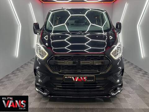 Ford Tourneo Custom Minibus L2, 2023 73 Ford Tourneo Custom Minibus 2.0TDCI 320 Titanium Elite Edition LWB 130 9 Seats