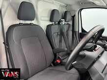 Ford Transit Custom Van L2 320 Limited Elite Edition LWB 150 