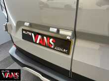 Ford Transit Custom Van L1 320 Trail Elite Edition SWB 136 