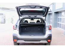 Subaru Outback Touring Automatic