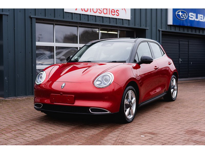 Pure 0.0 5dr Hatchback Automatic Electric