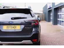 Subaru Outback Limited Automatic